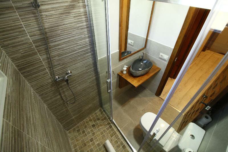 Snoe Apartamentos Mont Romies Plaza ซาลาร์ดู ภายนอก รูปภาพ